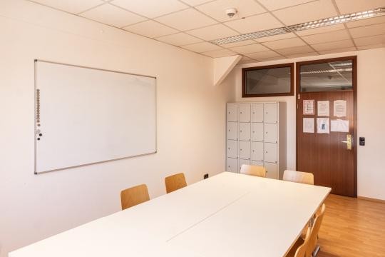 (Foto: Lys Y. Seng) 4. OG Raum 405